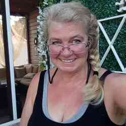 Cynthia A Nahin, Author, Certified NLP Hypnotist Life Coach, Tarot Reader, Astrologer